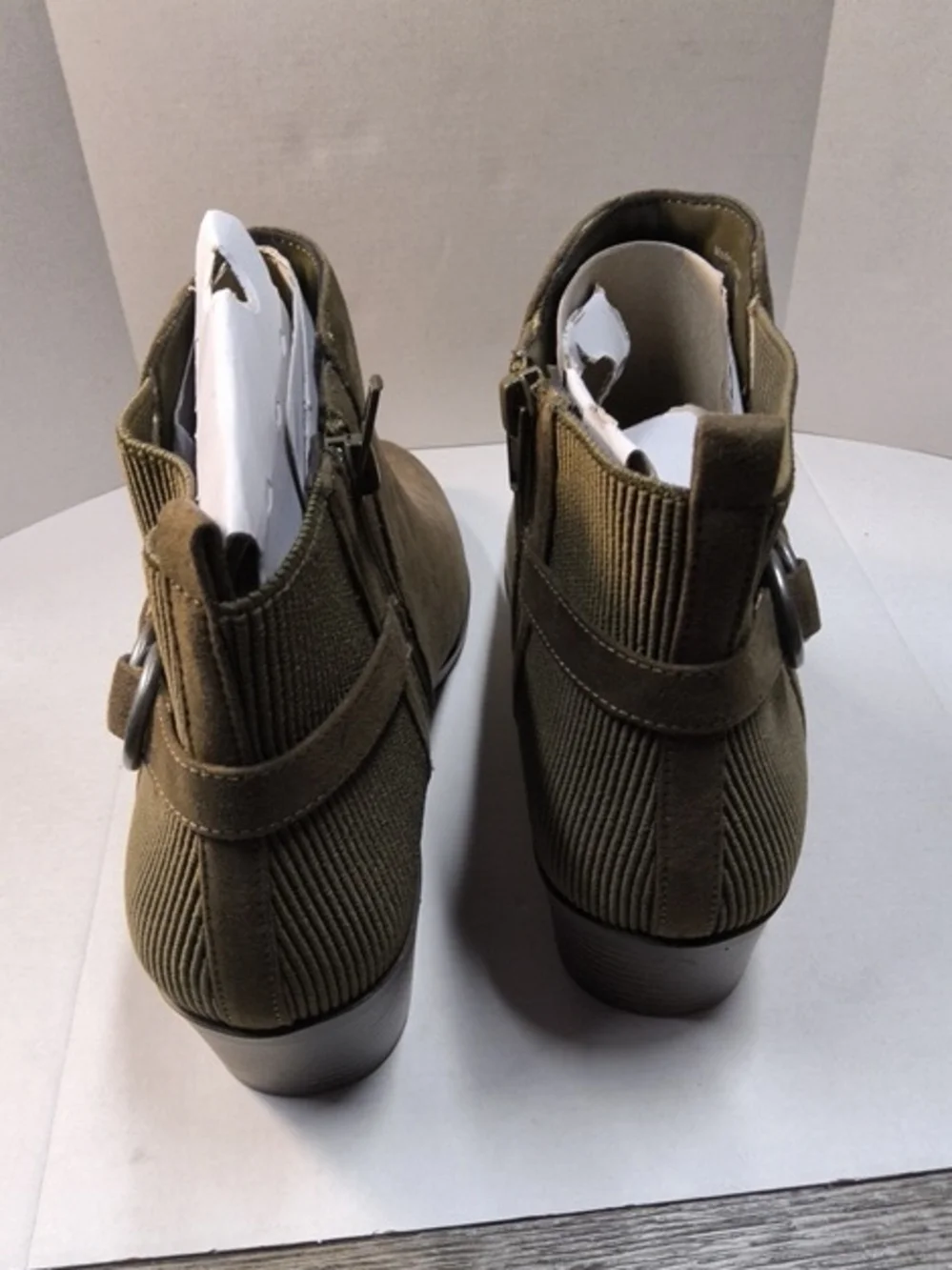 Market and Spruce Green Suede Booties Size 10